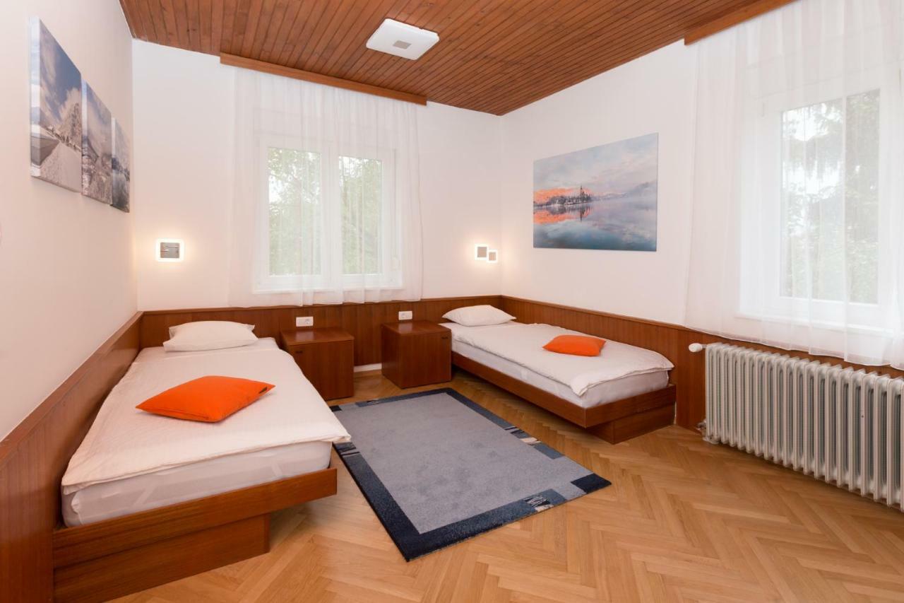 Vila Marija Appartement Ljubljana Buitenkant foto